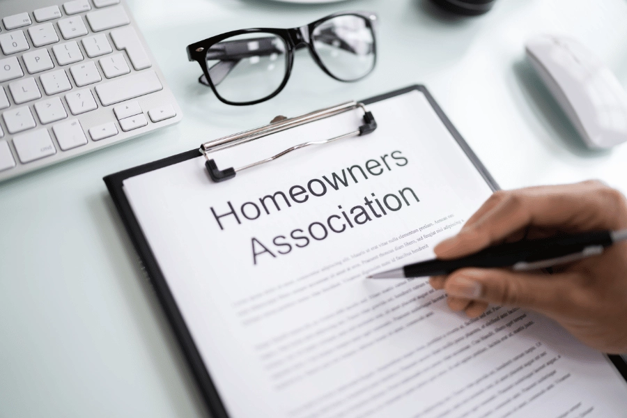 10 Common HOA Bylaws and Covenants 